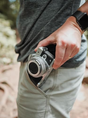 Olympus OM-D E-M10 Mark IV Micro Four Thirds System Camera Kit, 20 MP sensor, electronic viewfinder, 4K video, powerful AF, Wi-Fi, silver incl. M.Zuiko Digital ED 14‑42mm F3.5‑5.6 EZ Pancake silver - Image 4