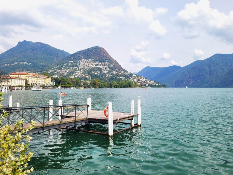 From Milan: Lake Como Private Boat, Bellagio and Lugano